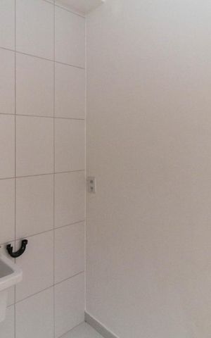 Apartamento à venda com 33m², 2 quartos e sem vaga Apartamento à venda com 33m², 2 quartos e sem vagaÁrea de serviço