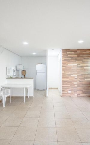 Casa de condomínio à venda com 111m², 3 quartos e 2 vagasÁrea comum - Salão de festas