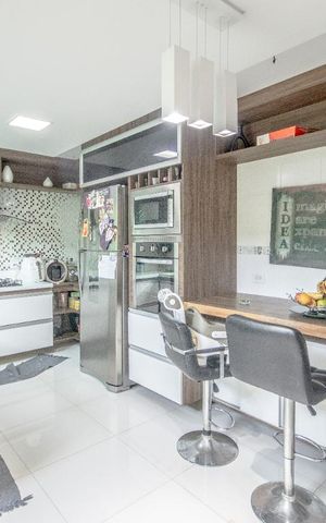 Casa de condomínio à venda com 111m², 3 quartos e 2 vagasCozinha