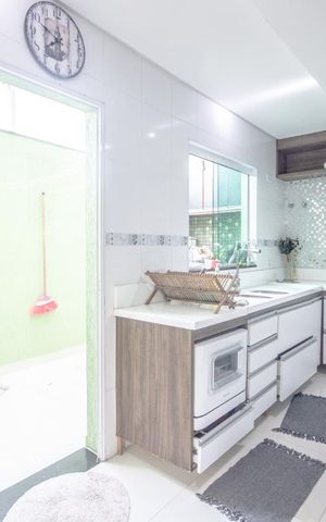 Casa de condomínio à venda com 111m², 3 quartos e 2 vagasCozinha