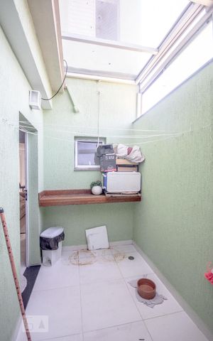 Casa de condomínio à venda com 111m², 3 quartos e 2 vagasÁrea de Serviço