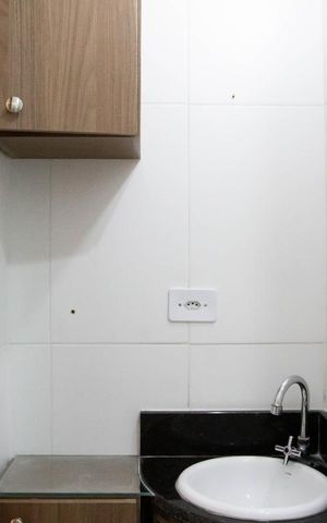 Casa de condomínio à venda com 65m², 2 quartos e 1 vaga Casa de condomínio à venda com 65m², 2 quartos e 1 vagaBanheiro