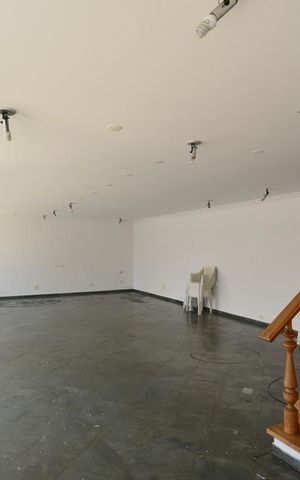 Casa à venda com 750m², 3 quartos e 5 vagasSalão de Festas