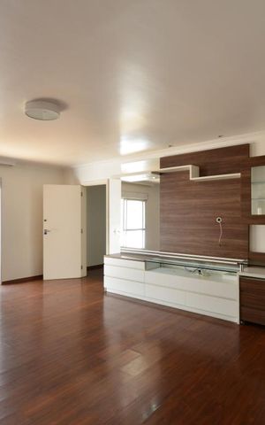 Casa à venda com 750m², 3 quartos e 5 vagasQuarto 1