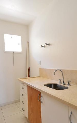 Casa à venda com 750m², 3 quartos e 5 vagasLavabo 1