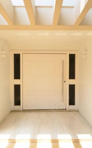 Casa à venda com 750m², 3 quartos e 5 vagasEntrada