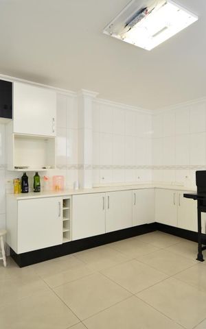 Casa à venda com 750m², 3 quartos e 5 vagasBanheiro