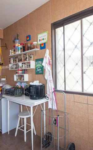 Casa à venda com 363m², 3 quartos e 1 vaga Casa à venda com 363m², 3 quartos e 1 vagaCozinha