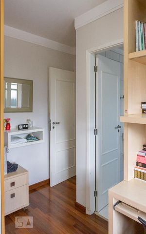 Apartamento à venda com 174m², 3 quartos e 3 vagas Apartamento à venda com 174m², 3 quartos e 3 vagasSuíte 2