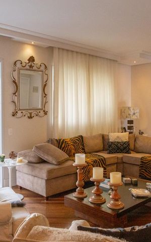 Apartamento à venda com 174m², 3 quartos e 3 vagas Apartamento à venda com 174m², 3 quartos e 3 vagasSala