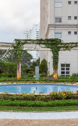 Apartamento à venda com 174m², 3 quartos e 3 vagas Apartamento à venda com 174m², 3 quartos e 3 vagasÁrea Comum