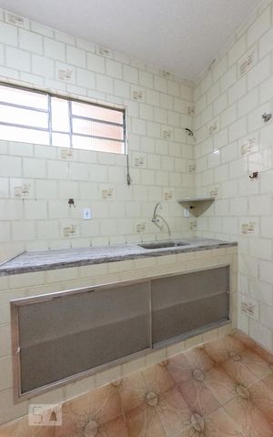 Casa para alugar com 76m², 2 quartos e sem vagaCozinha