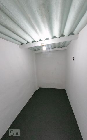 Casa para alugar com 76m², 2 quartos e sem vagaDepósito
