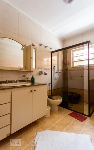 Casa à venda com 309m², 3 quartos e 4 vagasBanheiro