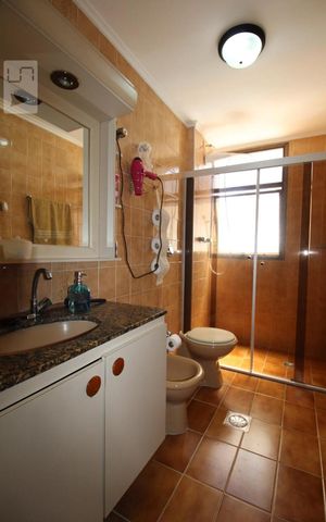 Apartamento à venda com 180m², 4 quartos e 3 vagasBanheiro do Quarto 1 (suíte master)