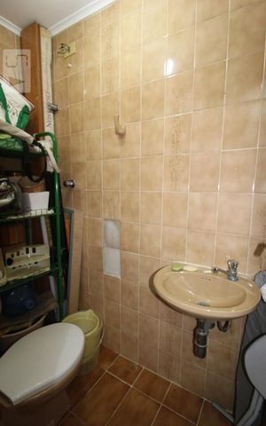 Apartamento à venda com 180m², 4 quartos e 3 vagasBanheiro de Serviço
