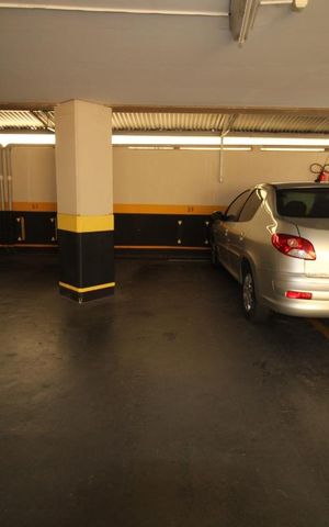 Apartamento à venda com 180m², 4 quartos e 3 vagas3 Vagas de Garagem paralelas