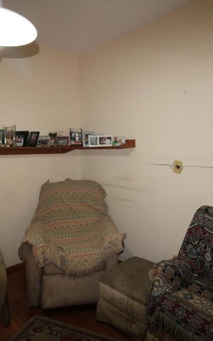 Apartamento à venda com 180m², 4 quartos e 3 vagasQuarto 2
