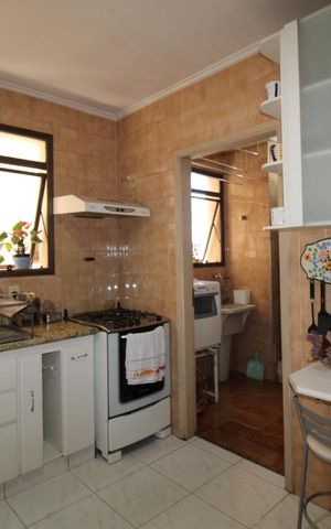 Apartamento à venda com 180m², 4 quartos e 3 vagasCozinha