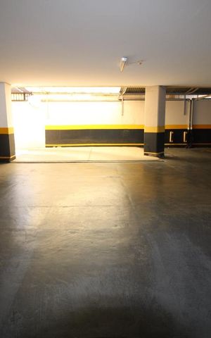 Apartamento à venda com 180m², 4 quartos e 3 vagasÁrea de manobra