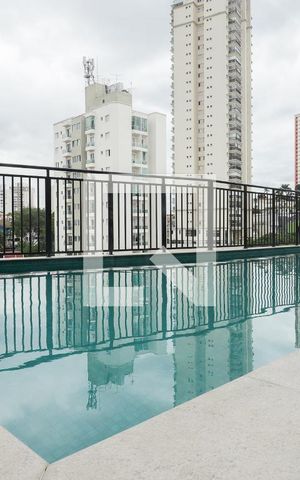Apartamento para alugar com 64m², 2 quartos e 1 vagaPiscina