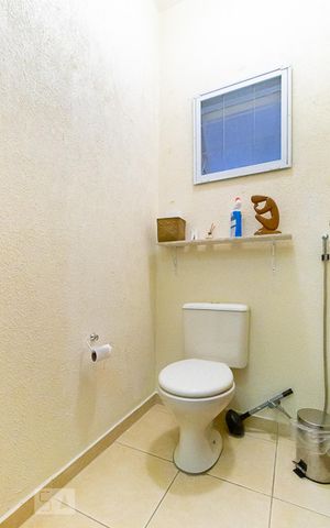 Casa à venda com 340m², 4 quartos e 6 vagas Casa à venda com 340m², 4 quartos e 6 vagasLavabo