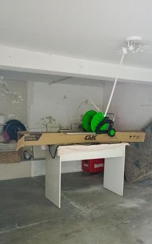 Casa à venda com 270m², 3 quartos e 4 vagasSalão na Parte de Baixo