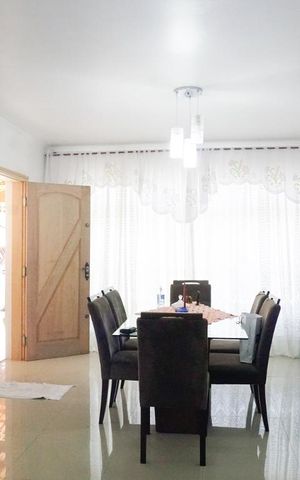 Casa à venda com 270m², 3 quartos e 4 vagasSala