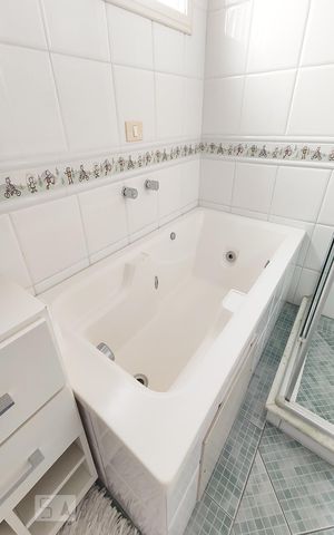 Casa à venda com 160m², 2 quartos e 2 vagas Casa à venda com 160m², 2 quartos e 2 vagasBanheiro da Suíte 1