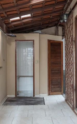 Casa de condomínio à venda com 120m², 4 quartos e 1 vaga Casa de condomínio à venda com 120m², 4 quartos e 1 vagaÁrea Externa