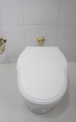 Casa de condomínio à venda com 300m², 3 quartos e 3 vagasBanheiro