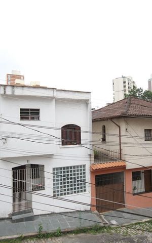 Casa de condomínio à venda com 300m², 3 quartos e 3 vagasVista