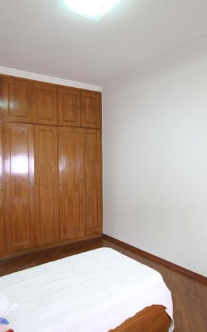 Casa de condomínio à venda com 300m², 3 quartos e 3 vagasQuarto 2