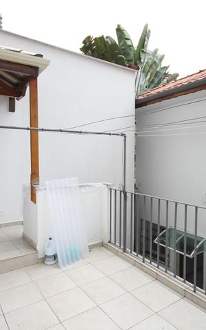 Casa de condomínio à venda com 300m², 3 quartos e 3 vagasÁrea de Serviço