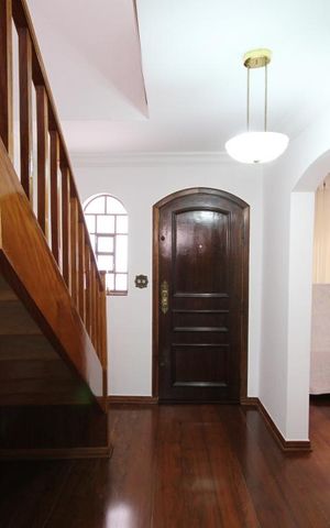 Casa de condomínio à venda com 300m², 3 quartos e 3 vagasSala de entrada