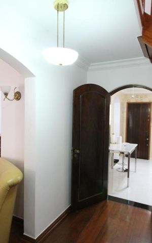 Casa de condomínio à venda com 300m², 3 quartos e 3 vagasSala de entrada