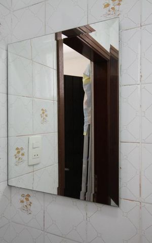 Casa de condomínio à venda com 300m², 3 quartos e 3 vagasBanheiro de Serviço