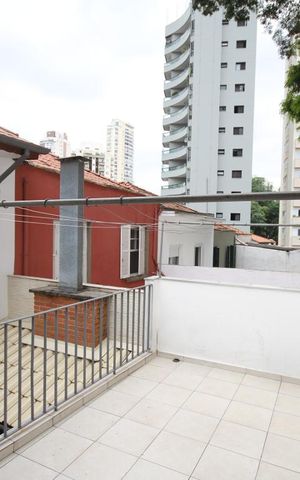 Casa de condomínio à venda com 300m², 3 quartos e 3 vagasÁrea de Serviço