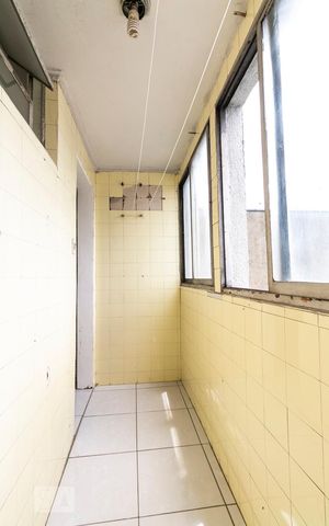 Apartamento para alugar com 80m², 3 quartos e sem vagaÁrea de Serviço