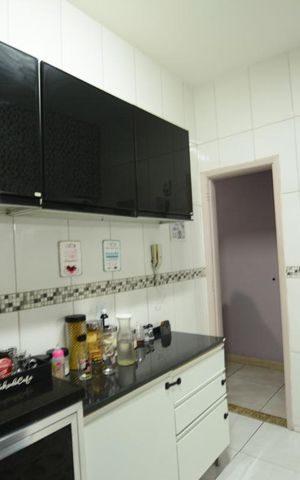 Apartamento à venda com 80m², 2 quartos e 1 vagaCozinha