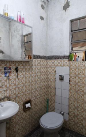 Casa à venda com 236m², 5 quartos e 2 vagasBanheiro