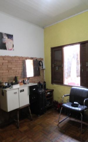 Casa à venda com 236m², 5 quartos e 2 vagasQuarto 1