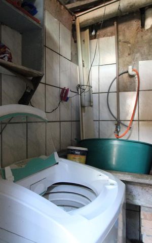 Casa à venda com 236m², 5 quartos e 2 vagasÁrea de serviço