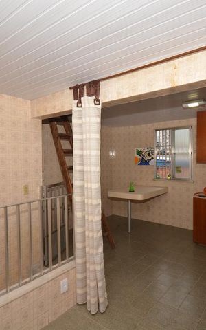 Casa à venda com 240m², 3 quartos e 2 vagasTerraço - Lavanderia