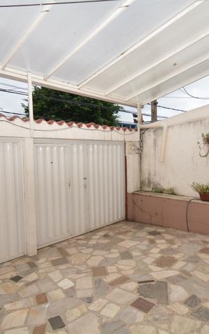 Casa à venda com 240m², 3 quartos e 2 vagasGaragem