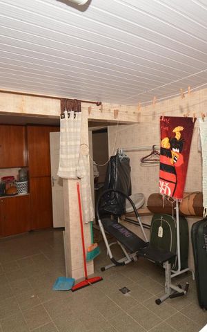 Casa à venda com 240m², 3 quartos e 2 vagasTerraço - Lavanderia