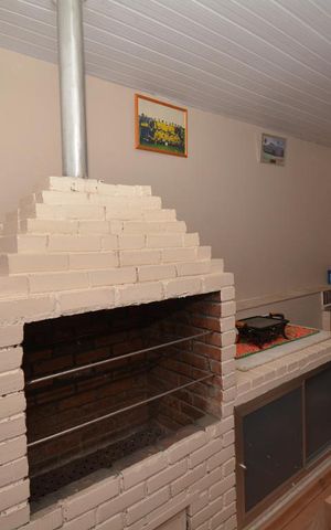 Casa à venda com 240m², 3 quartos e 2 vagasTerraço - Churrasqueira