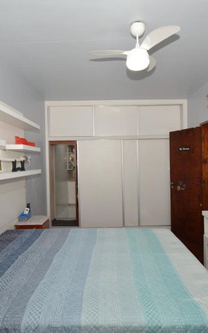 Casa à venda com 240m², 3 quartos e 2 vagasSuíte 1