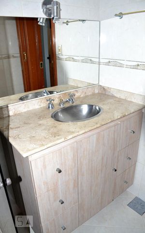 Apartamento à venda com 70m², 2 quartos e 1 vagaBanheiro