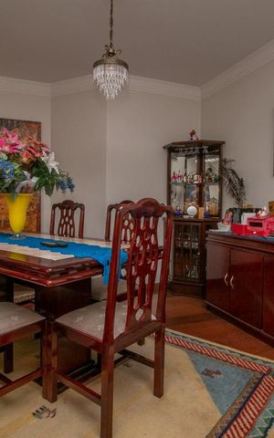 Apartamento à venda com 150m², 3 quartos e 3 vagas Apartamento à venda com 150m², 3 quartos e 3 vagasSala